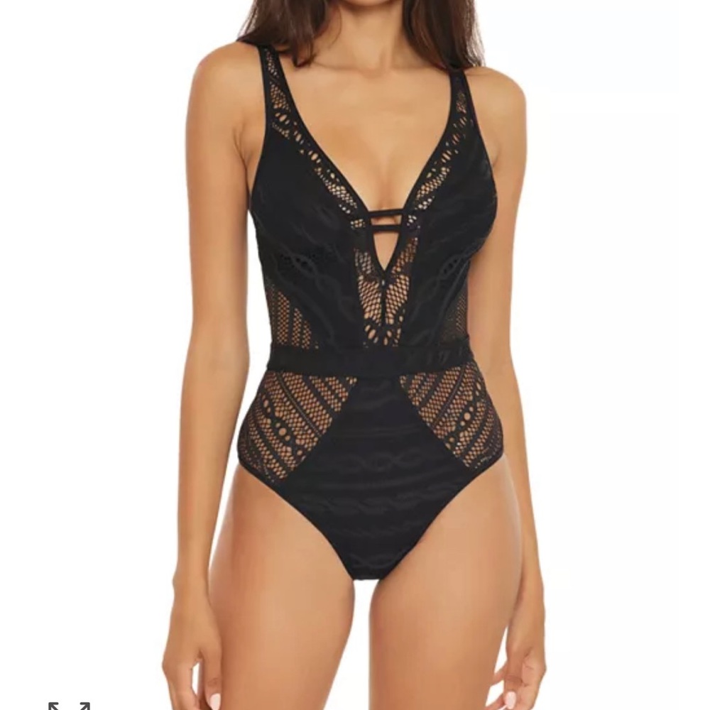 BECCA by Rebecca Virtue Bathing suit